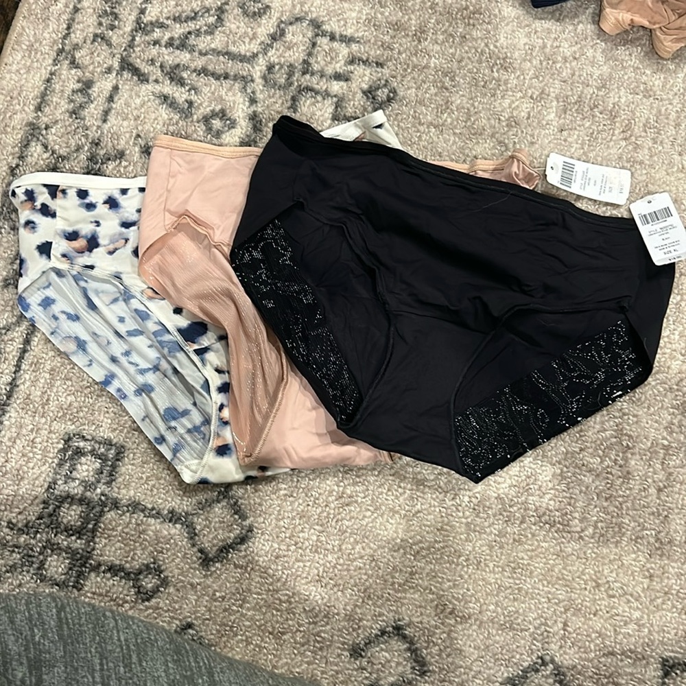 NWT Soma Vanishing Hipster size xl  $18 3 pairs
